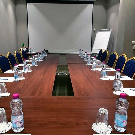 Tulip Inn Naya Algiers Екстериор снимка