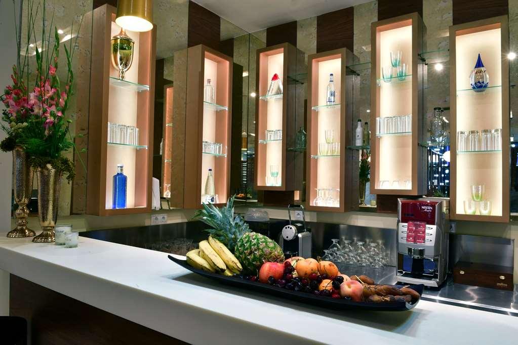 Tulip Inn Naya Algiers Ресторант снимка