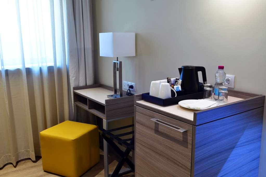 Tulip Inn Naya Algiers Стая снимка